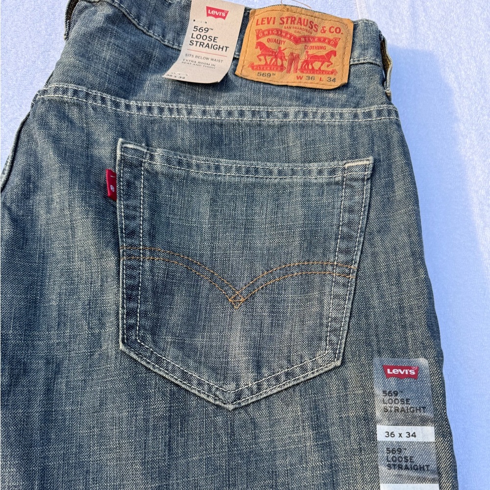 Levi's 569 Relaxed Fit Denim Jeans NWT